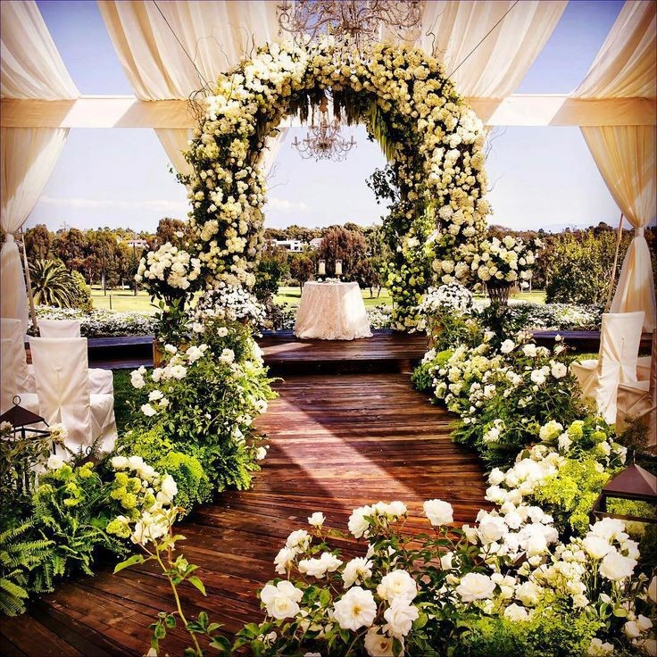floral wedding décor