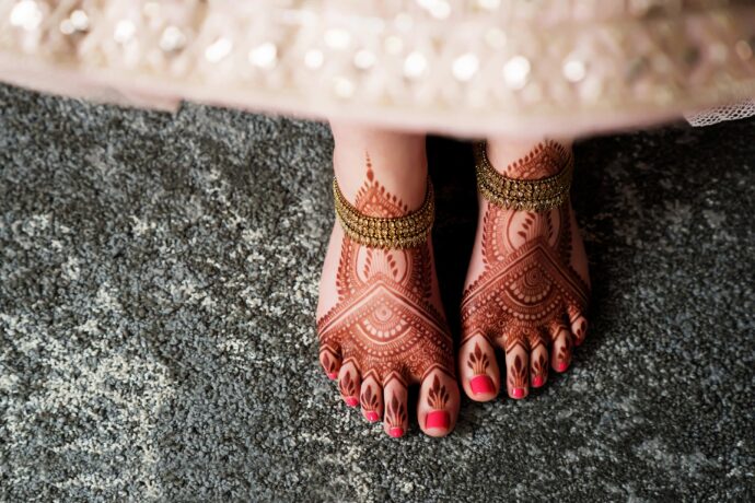 Discover more than 78 latest bridal leg mehndi design best - rausach.edu.vn-daiichi.edu.vn