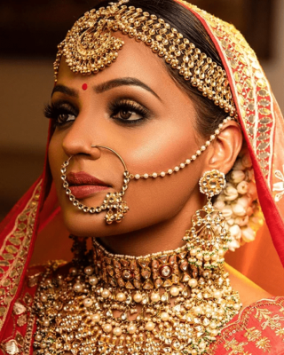 Makeup Artists: Kamakshi Soni
