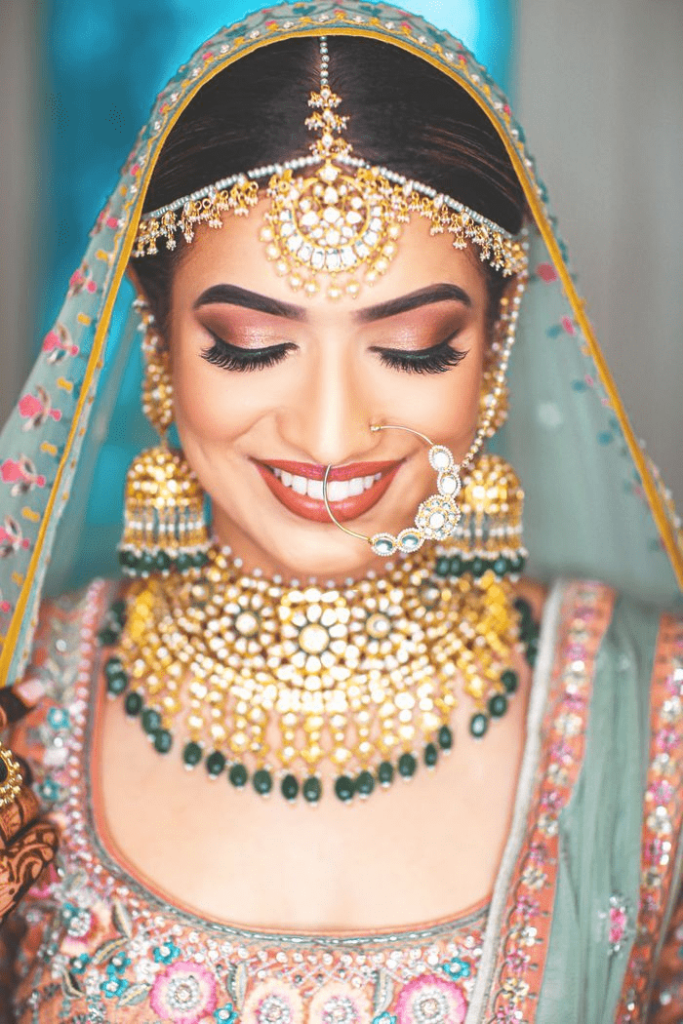 Top 20 Makeup Artist in Kolkata: 