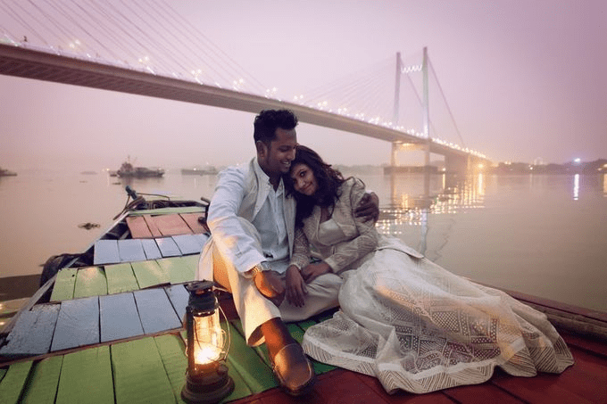 Pre-wedding Shoot in Kolkata: Princep Ghat
