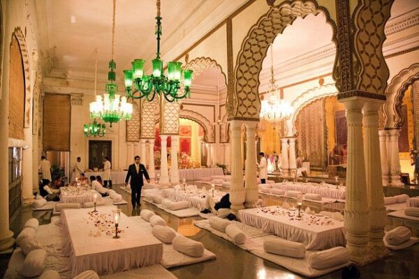 Pre-Wedding Photoshoot In Hyderabad: Chowmahalla Palace