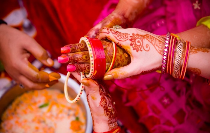 Punjabi Wedding Traditions: Chhodha Chadana